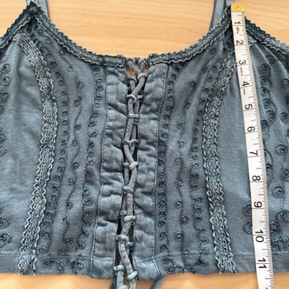 NWT Urban Outfitters Melody Embroidered Lace-Up Cami Size M - Picture 9 of 10